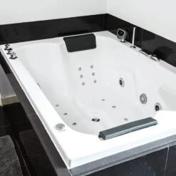 HG Hygiënische Whirlpool Reiniger - 1L - Verwijdert Kalk, Vet, Zeep En Olie - Veilig In Gebruik Voor Whirlpool En Jacuzzi's -Schoonmaakproducten 1200x1200 138